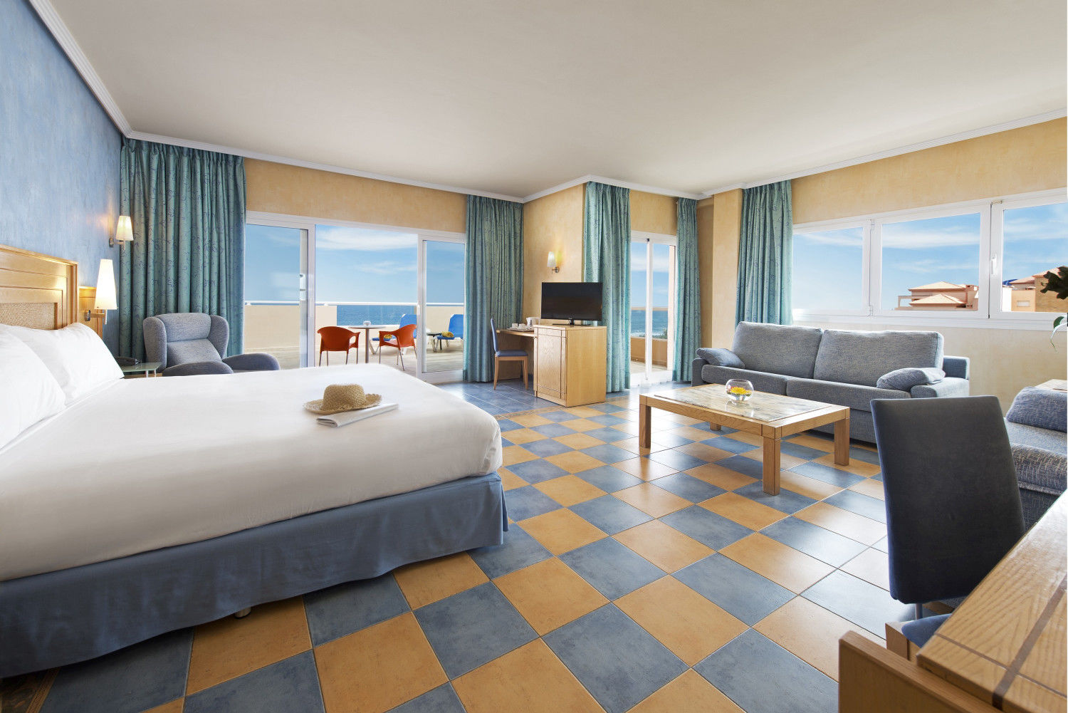 Elba Sara Beach & Golf Resort カレタ・デ・フステ エクステリア 写真